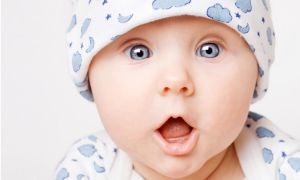 Уже не новорожденный: развитие ребенка в 2 месяца