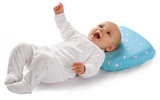 Все о детских ортопедических подушках для грудничков, новорожденных карапузов и детей постарше