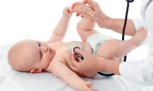 Особенности лечения и возникновения ОРЗ у грудных детей