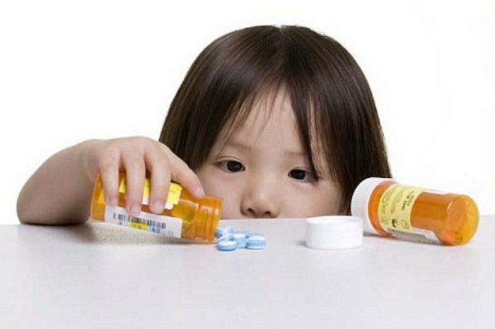 Таблетки и ребенок